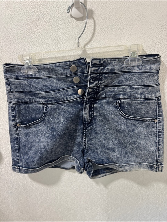 Tinseltown Pants - Tinseltown High-Waist Acid Wash Denim Shorts - Blue